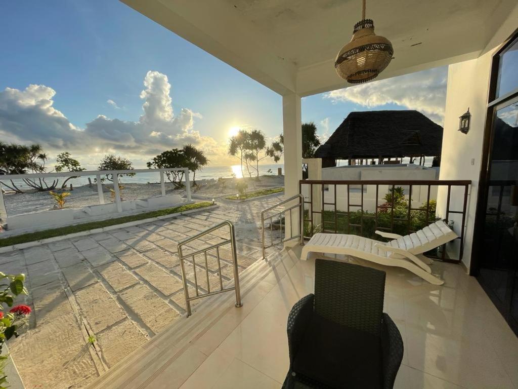 Jambo Beach Hotel Paje Eksteriør bilde